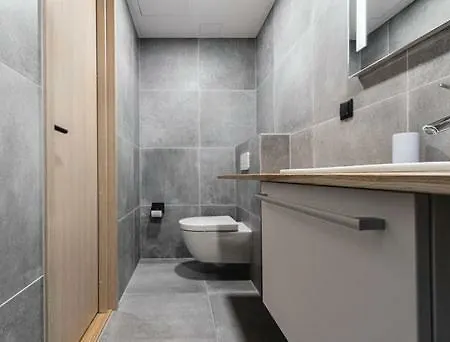 Baltic 3 - Rumbi 4-12 アパート タリン