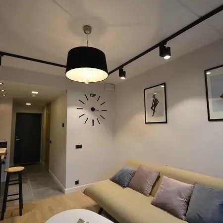 Baltic 3 - Rumbi 4-12 * Tallin